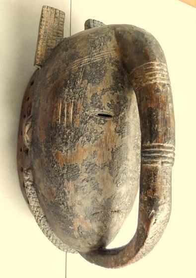 Masque anthropozoomorphe